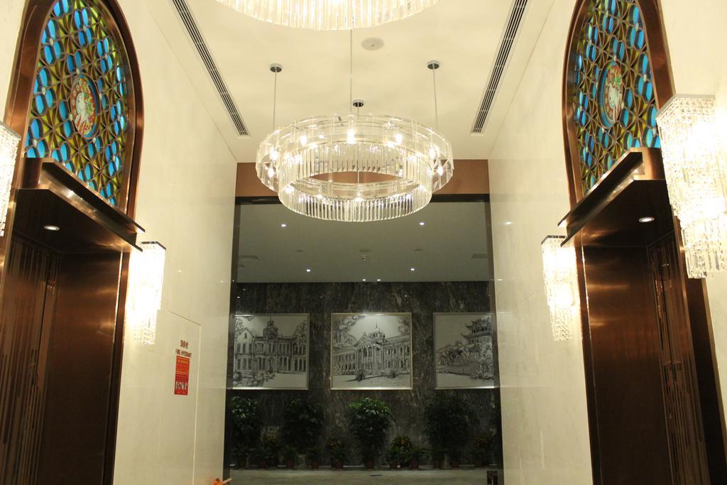 Gallery F Hotel Wuhan Buitenkant foto
